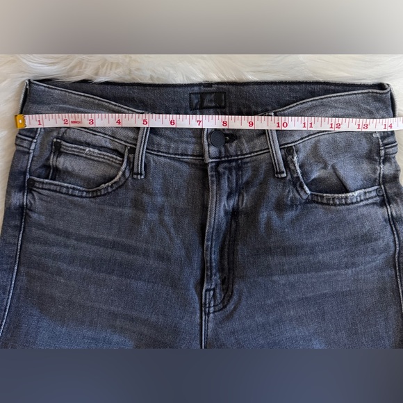MOTHER The Rascal Ankle Fray Jeans Size 26 Raw Hem Stitching in the Dark Gray - Picture 10 of 12